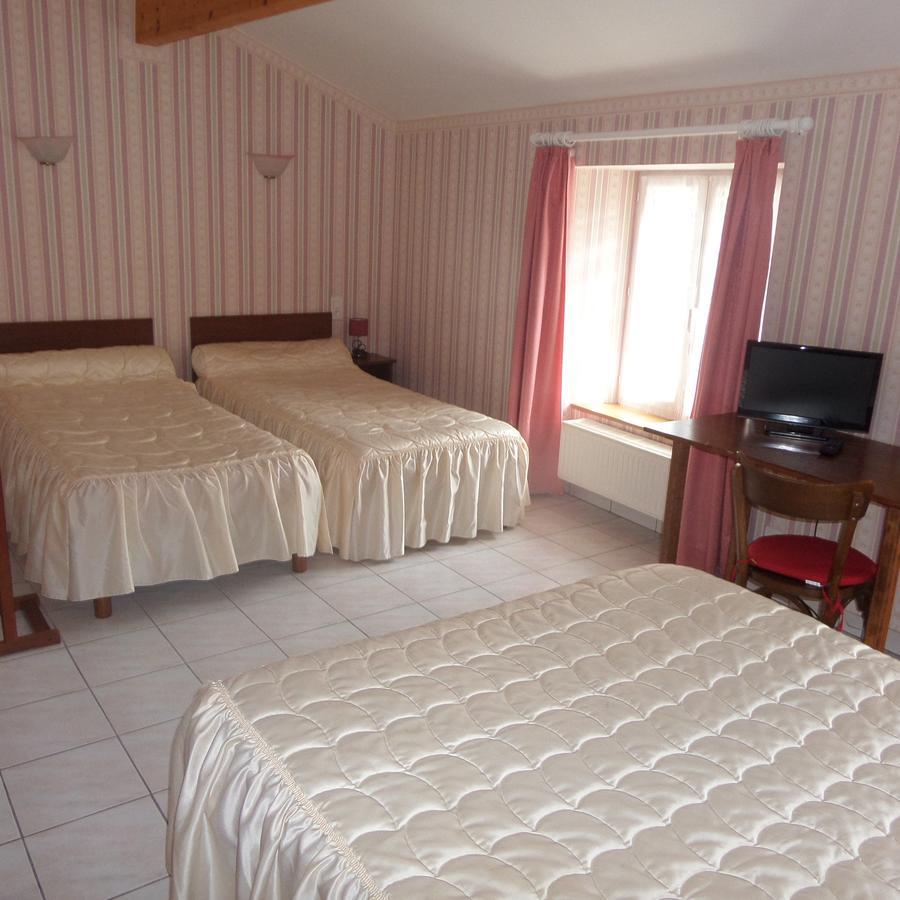 Hotel Restaurant La Renaissance Saint-Cirgues-en-Montagne 外观 照片